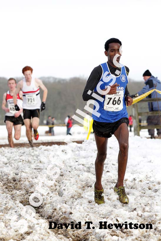 Weynay Ghebresilasie (Sunderland Harriers) leads the junior mens Northern Cross Country Championships.